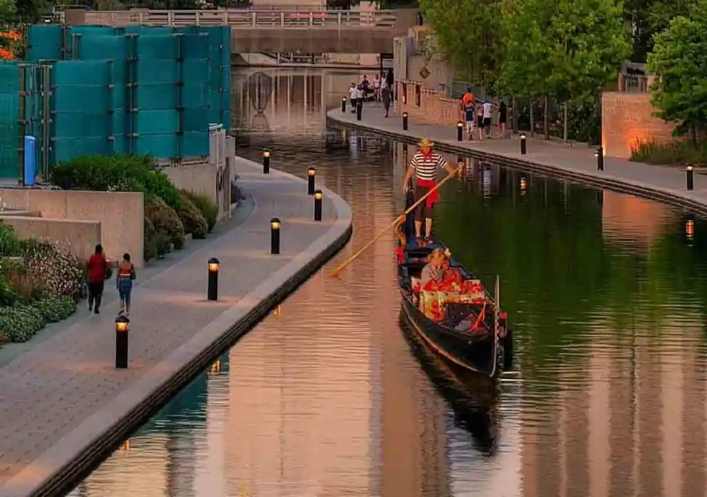 Gondola Canal Ride, Indianapolis